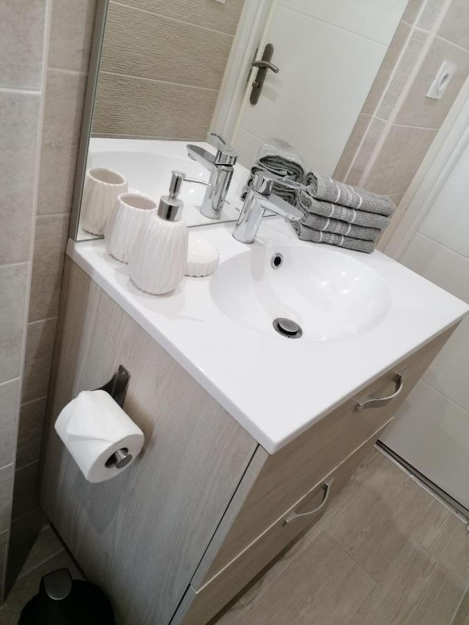 Prissé Hotel Entre Les 2 Roches מראה חיצוני תמונה